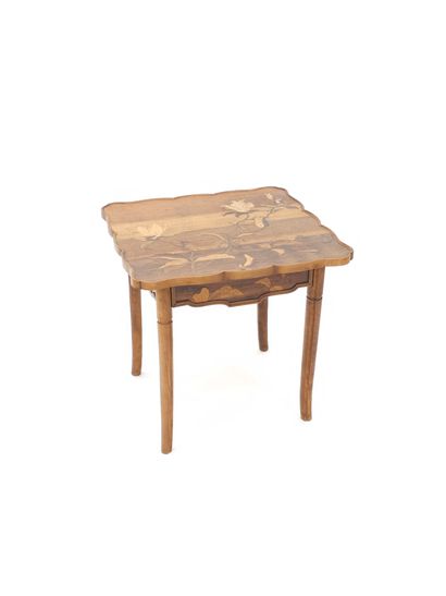 EMILE GALLE (1846-1904)
Table de milieu en...