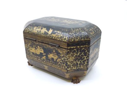 TRAVAIL DU XIX eme siècle
BOITE à thé asiatique...