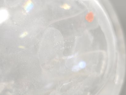 LALIQUE France
Paire de carafes en cristal...