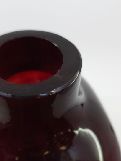 TRAVAIL Français du Xxeme siècle
Vase en...