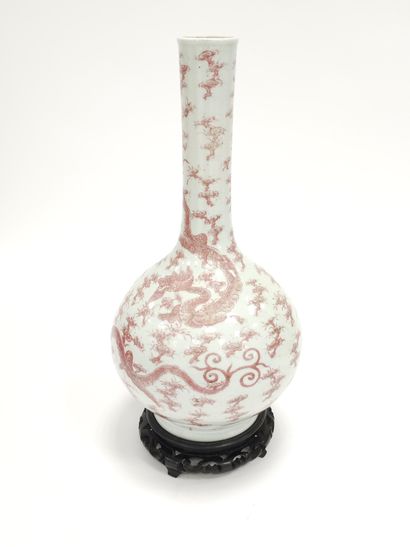 CHINE Début XXeme siècle
Vase boule à haut...