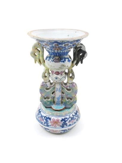ORNEMENT BOUDDHIQUE POLYCHROME
Restaurations,...