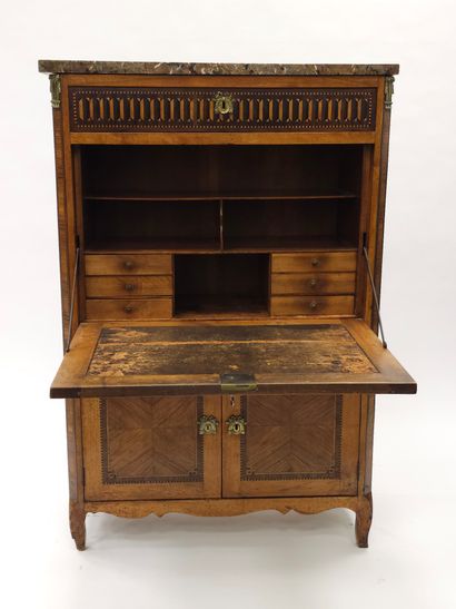 SECRETAIRE de style transition en bois de...