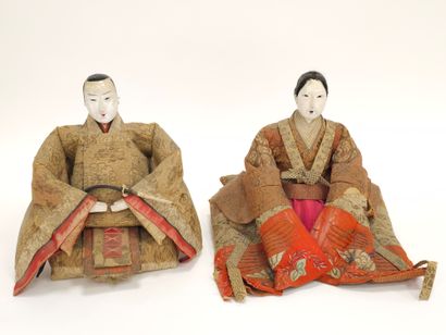 COUPLE DE POUPEES
Epoque Meiji
Usures, Manques
Dim...