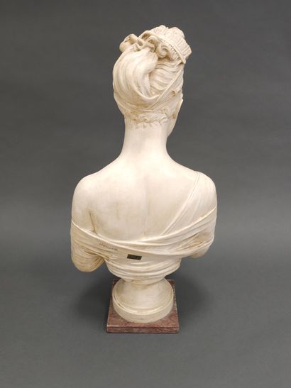 Mme RECAMIER de CARLI d'après HOUDON 
Buste...