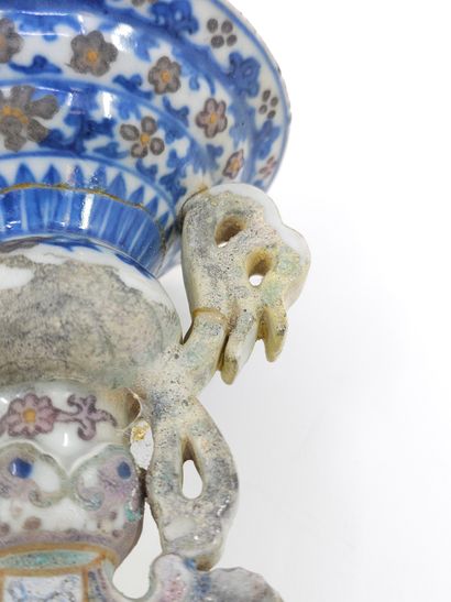ORNEMENT BOUDDHIQUE POLYCHROME
Restaurations,...