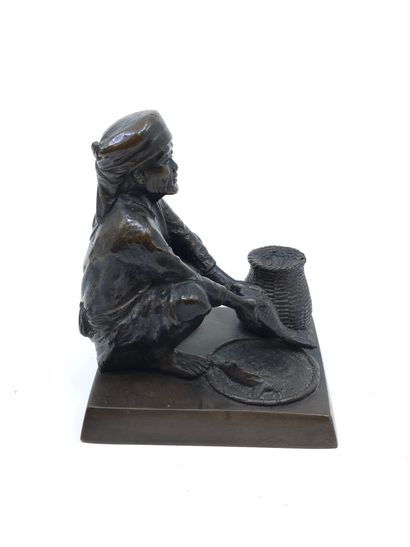 TRAVAIL VIETNAM
BRONZE représentant un pêcheur...