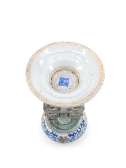 ORNEMENT BOUDDHIQUE POLYCHROME
Restaurations,...