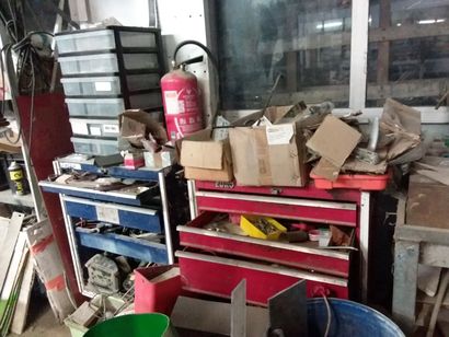 deux dessertes métallique BERNER et EURO