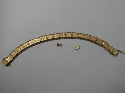 1 Bracelet Or 18kt 16,02g cassé 2 Débris...