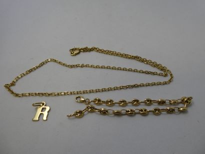 1 Chaîne Or 18kt 11,81g cassée 2 Pendentifs...