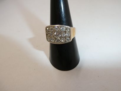 1 Bague Or de tons 18kt et diamants 5,53g...