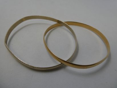 1 Bracelet Or 2 tons 18kt 31,14g liés 