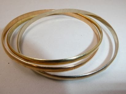 1 Bracelet Or 3 tons 18kt 36,01g 3 bracelets...