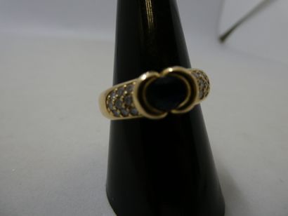 1 Ring 18kt Gold 6,21g set with a sapphire...