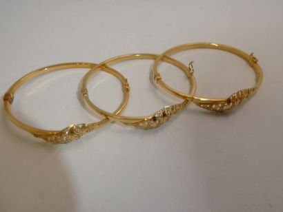 3 Bracelets Or 18kt et pierres 16,90g 
