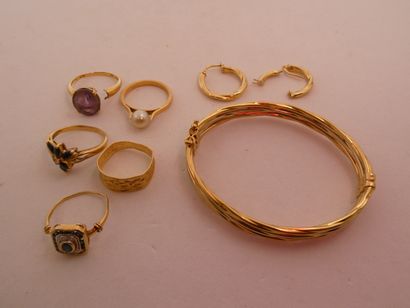 5 Bagues Or 18kt perle et pierres 13,54g...