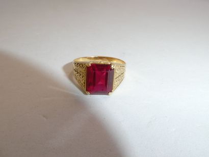 1 Bague Or 18kt et pierre 4,29g 