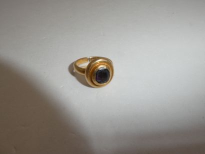 1 Bague Or 18kt et pierre 7,51g détériorée...