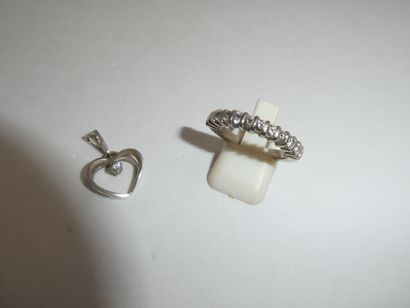 1 Alliance Or gris 18kt et diamants 6,24g...