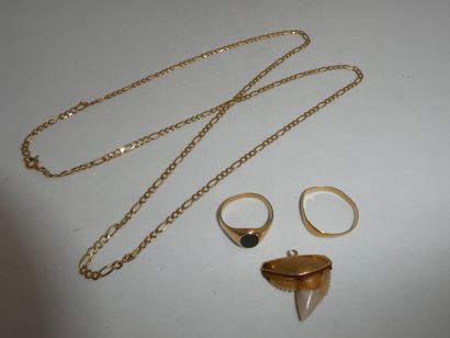 1 Bague Or 18kt et divers 3,22g 1 Alliance...