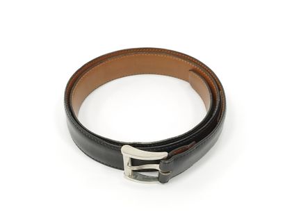 CHRISTIAN DIOR
Ceinture en cuir noir, boucle...