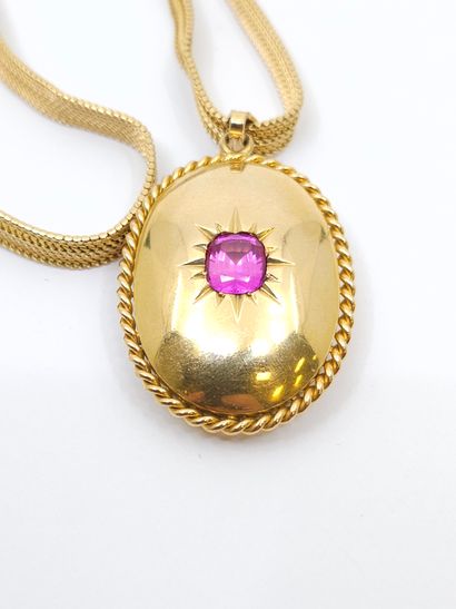 COLLIER en or jaune 750° accompagnée d'un...