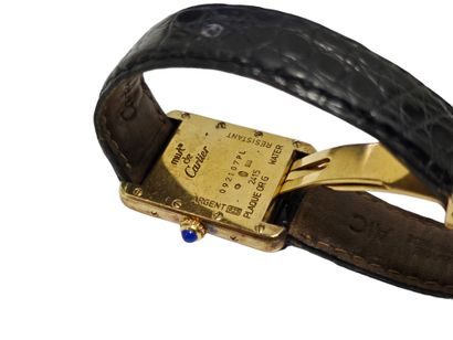 Must de CARTIER 
Bracelet montre de dame...