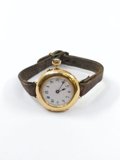 MONTRE bracelet, boitier rond à gousset 
Poids...