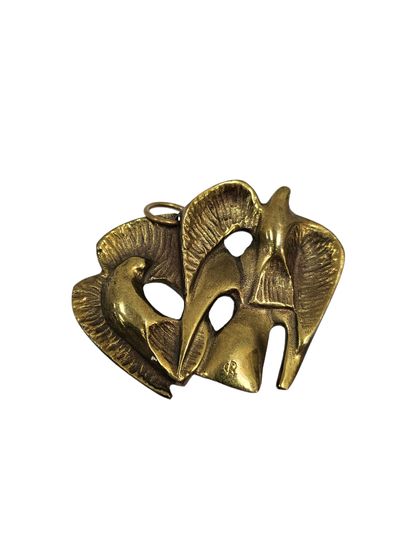 RENE COUTELLE 
Broche en bronze représentant...