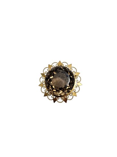 BROCHE en or jaune 750° ornée d'un important...