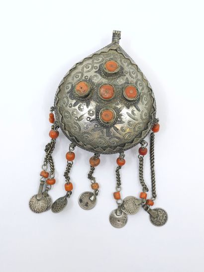 MAROC début XX ème siècle
Pendentif Bermil...