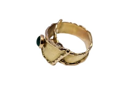 Yellow gold 750° wrap-around ring set with...