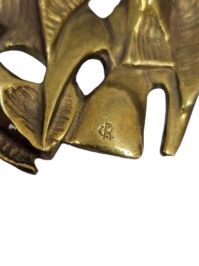 RENE COUTELLE 
Broche en bronze représentant...