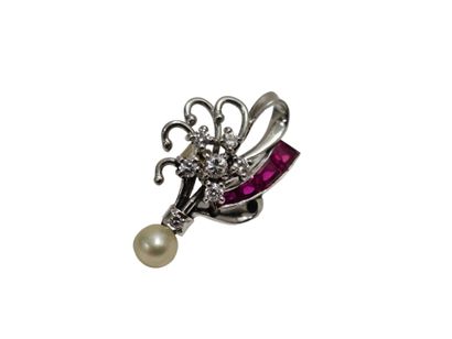 PAIRE de boucles d'oreilles en or gris 750°...