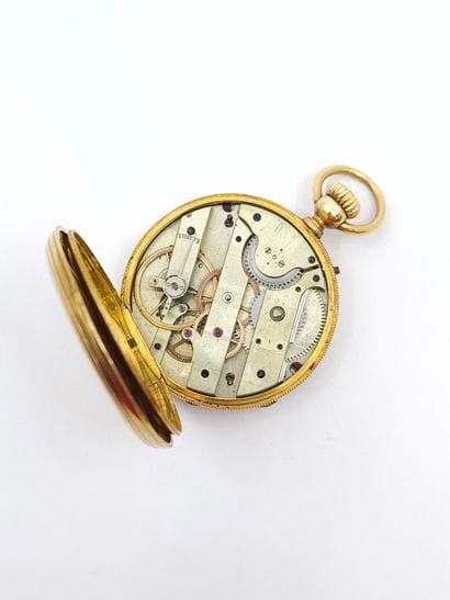 MONTRE DE GOUSSET en or jaune 750°, double...