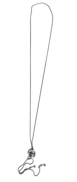 PIAGET
Collier négligé en or gris 750°, la...