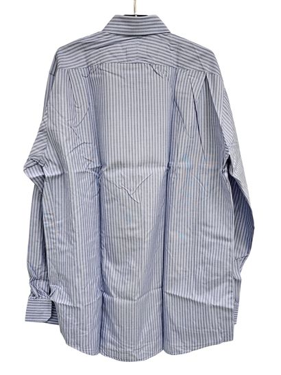 HERMES
Chemise bleue rayée
Taille 43 / 17
Chemise...