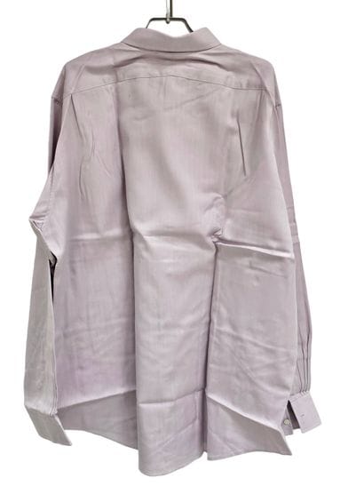 HERMES
Chemise blanche et bleue à rayures
Taille...