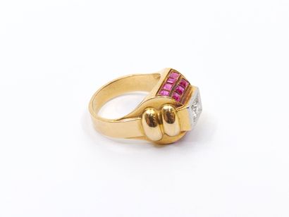 BAGUE en or rose 750° et platine sertie d'un...