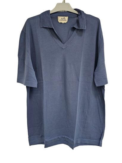 HERMES
Chemise blanche et bleue à rayures
Taille...