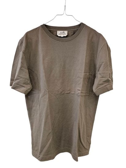 HERMES
T-shirt col V rouge 
Taille XXL
T-shirt...