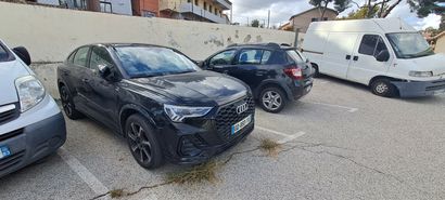 Véhicule AUDI Modèle Q3 SPORTBACK, de couleur...