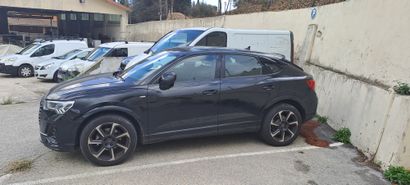 Véhicule AUDI Modèle Q3 SPORTBACK, de couleur...