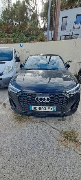 Véhicule AUDI Modèle Q3 SPORTBACK, de couleur...