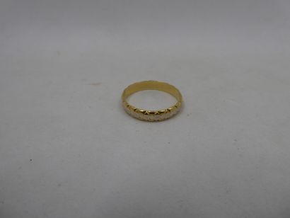 1 18kt 2-tone gold wedding band 2,28g