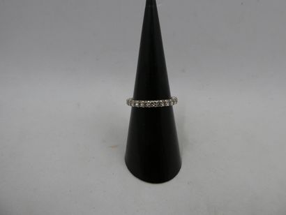 1 Wedding band 18kt white gold and diamonds...