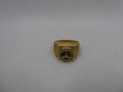 1 Ring 18kt gold and stones 20,10g