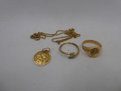 1 Ring 14kt Gold and stone 1,16g 1 Ring 18kt...
