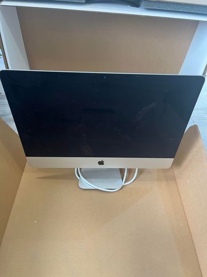 Ordinateur de marque APPLE